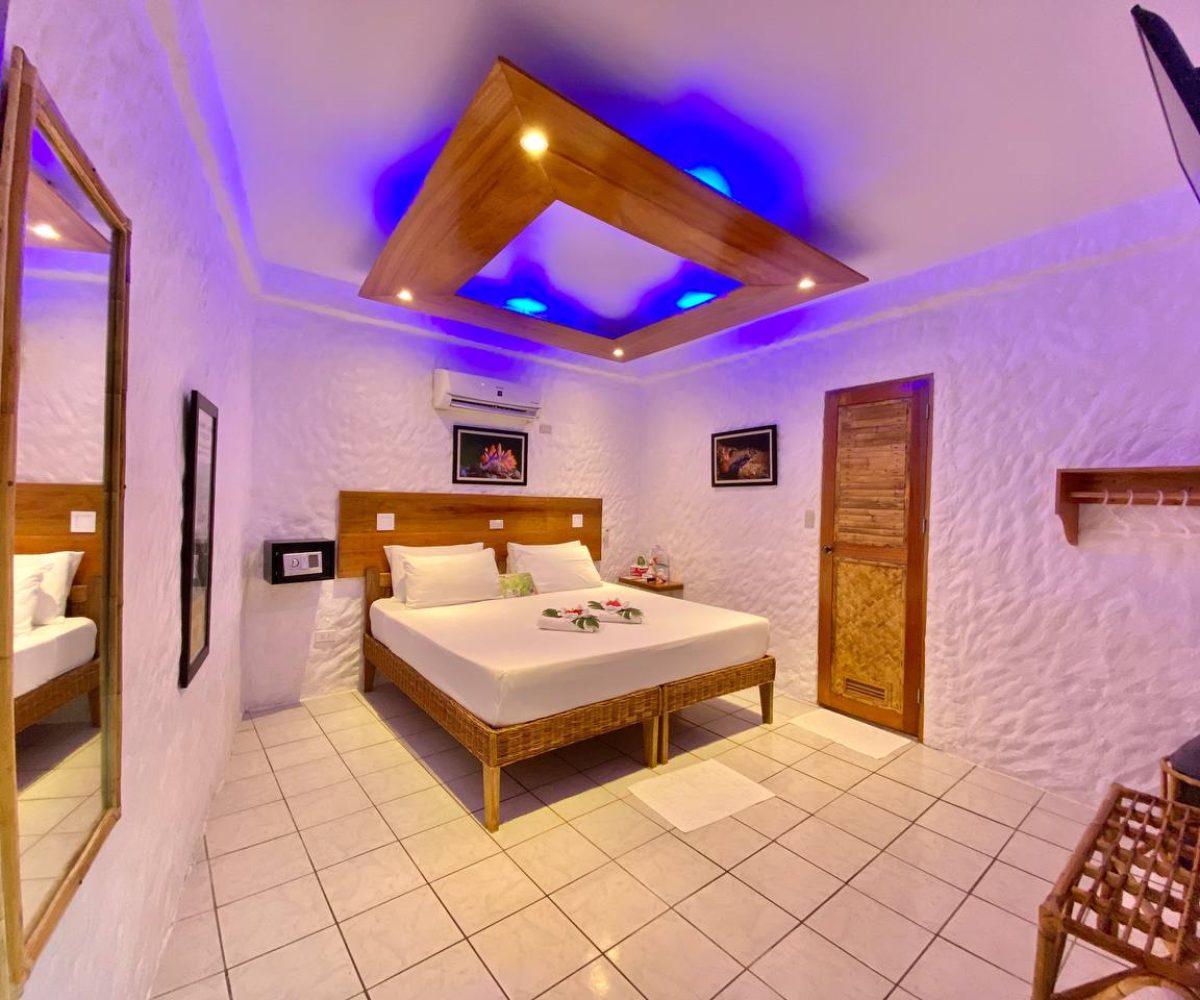 Poolside Room